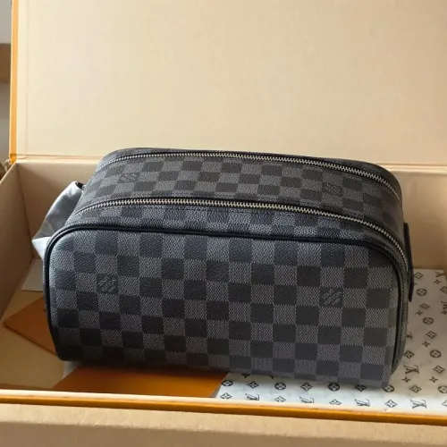 Louis Vuitton AAA Quality Cosmetic Pouches #1404800