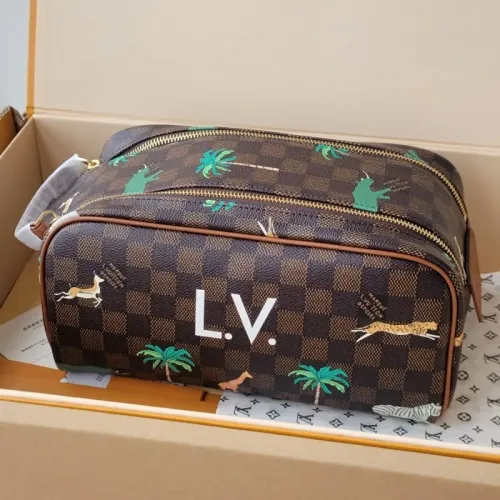 Louis Vuitton AAA Quality Cosmetic Pouches #1404801