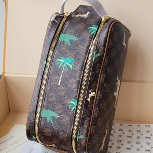 Cheap Louis Vuitton AAA Quality Cosmetic Pouches #1404801 Replica Wholesale [$102.00 USD] [ITEM#1404801] on Replica Louis Vuitton AAA Quality Pouches