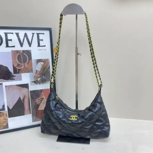 Chanel Shoulder Bags For Women #1404860