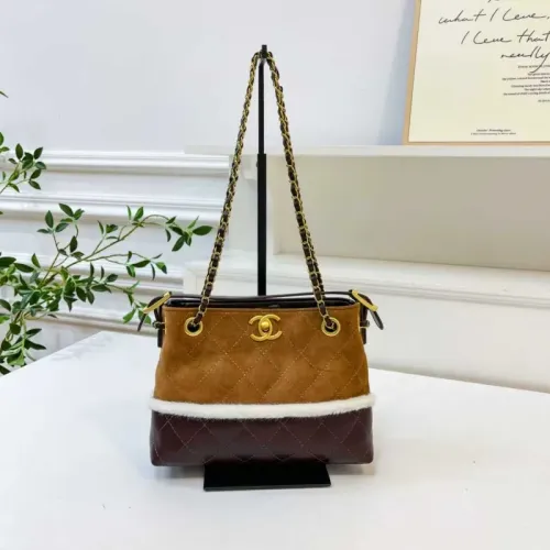 Chanel Shoulder Bags For Women #1404865