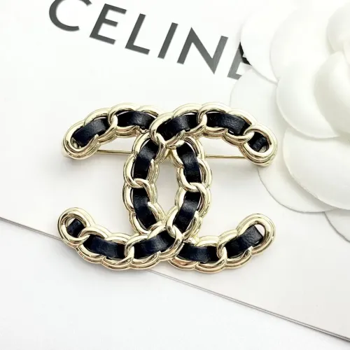 Chanel Brooches For Women #1404868