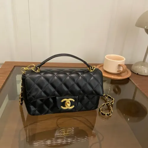 Chanel Messenger Bags For Women #1404878