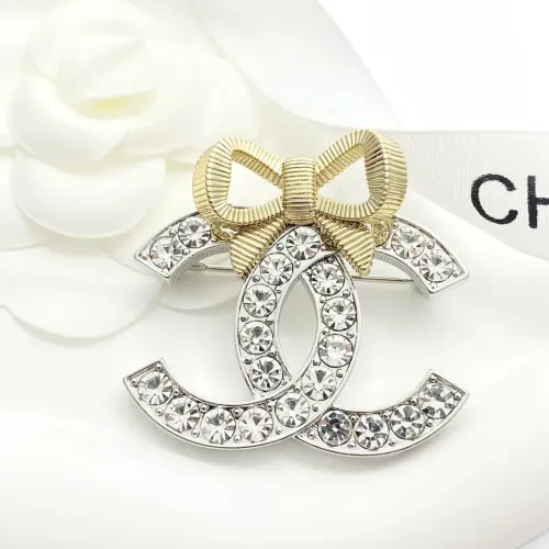 Chanel Brooches For Women #1404908