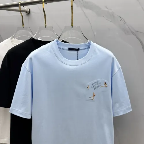 Cheap Louis Vuitton LV T-Shirts Short Sleeved For Unisex #1405135 Replica Wholesale [$64.00 USD] [ITEM#1405135] on Replica Louis Vuitton LV T-Shirts