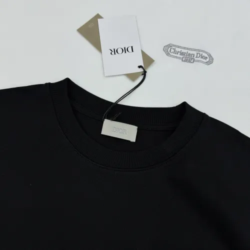 Cheap Christian Dior T-Shirts Short Sleeved For Unisex #1405298 Replica Wholesale [$64.00 USD] [ITEM#1405298] on Replica Christian Dior T-Shirts