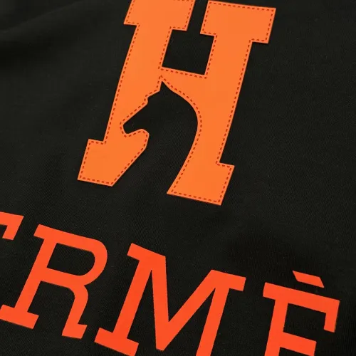 Cheap Hermes T-Shirts Short Sleeved For Men #1405336 Replica Wholesale [$72.00 USD] [ITEM#1405336] on Replica Hermes T-Shirts