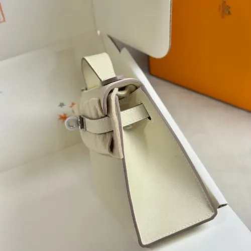 Cheap Hermes AAA Quality Handbags For Women #1405346 Replica Wholesale [$88.00 USD] [ITEM#1405346] on Replica Hermes AAA Quality Handbags