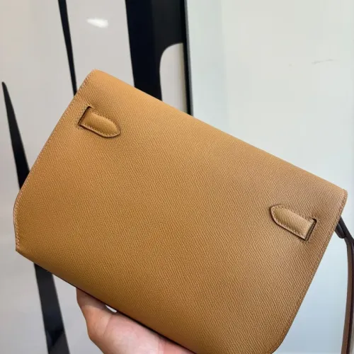 Cheap Hermes AAA Man Pouches #1405372 Replica Wholesale [$92.00 USD] [ITEM#1405372] on Replica Hermes AAA Man Wallets