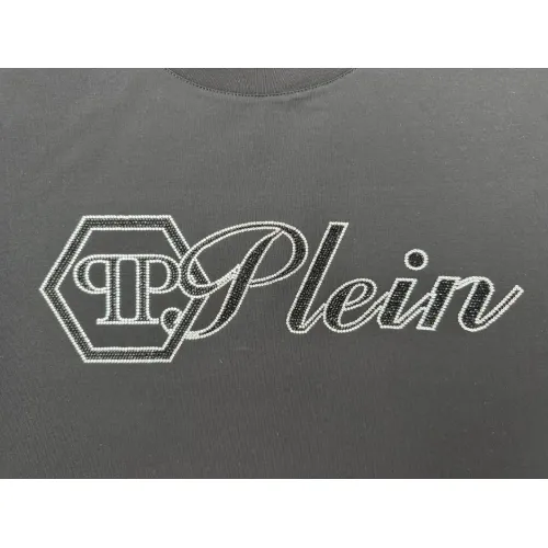 Cheap Philipp Plein PP T-Shirts Short Sleeved For Unisex #1405508 Replica Wholesale [$76.00 USD] [ITEM#1405508] on Replica Philipp Plein PP T-Shirts