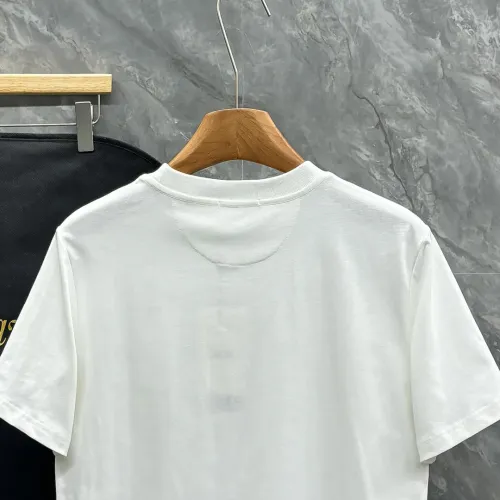 Cheap Fendi T-Shirts Short Sleeved For Unisex #1405509 Replica Wholesale [$80.00 USD] [ITEM#1405509] on Replica Fendi T-Shirts
