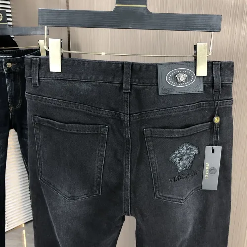 Cheap Versace Jeans For Men #1405561 Replica Wholesale [$68.00 USD] [ITEM#1405561] on Replica Versace Jeans