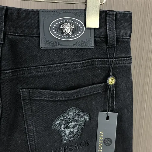 Cheap Versace Jeans For Men #1405561 Replica Wholesale [$68.00 USD] [ITEM#1405561] on Replica Versace Jeans