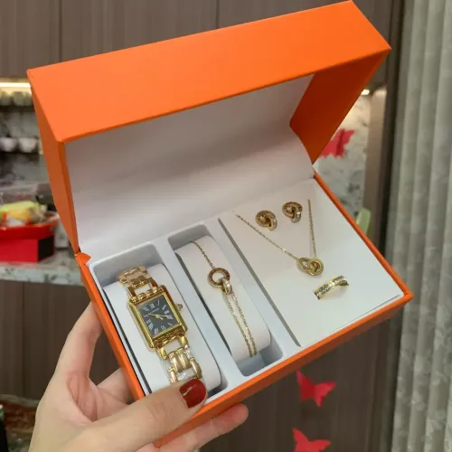 Cheap Cartier Watches For Women #1405863 Replica Wholesale [$40.00 USD] [ITEM#1405863] on Replica Cartier Watches