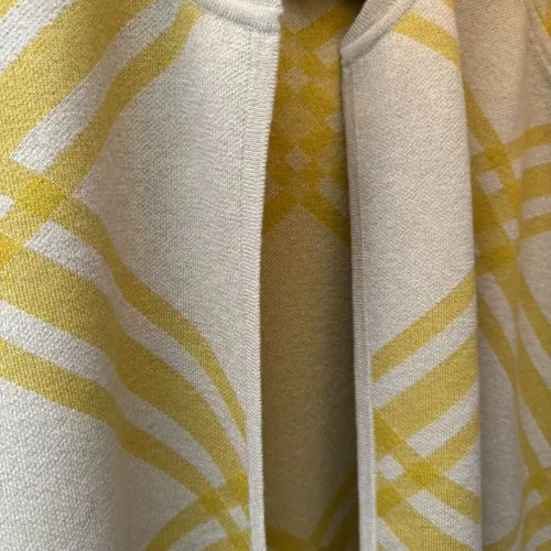 Cheap Burberry Poncho For Women #1405929 Replica Wholesale [$48.00 USD] [ITEM#1405929] on Replica Burberry Scarf