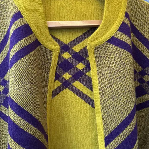 Cheap Burberry Poncho For Women #1405931 Replica Wholesale [$48.00 USD] [ITEM#1405931] on Replica Burberry Scarf