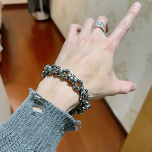 Cheap Balenciaga Bracelets For Men #1405935 Replica Wholesale [$68.00 USD] [ITEM#1405935] on Replica Balenciaga Bracelets