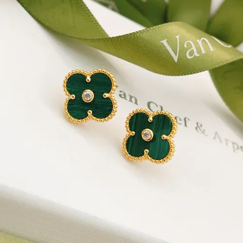 Cheap Van Cleef &amp; Arpels Earrings For Women #1406192 Replica Wholesale [$25.00 USD] [ITEM#1406192] on Replica Van Cleef &amp; Arpels Earrings