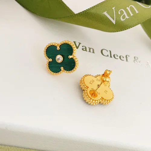Cheap Van Cleef &amp; Arpels Earrings For Women #1406192 Replica Wholesale [$25.00 USD] [ITEM#1406192] on Replica Van Cleef &amp; Arpels Earrings
