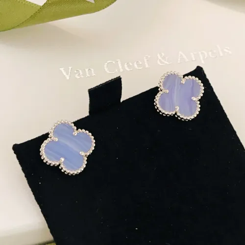 Cheap Van Cleef &amp; Arpels Earrings For Women #1406288 Replica Wholesale [$25.00 USD] [ITEM#1406288] on Replica Van Cleef &amp; Arpels Earrings
