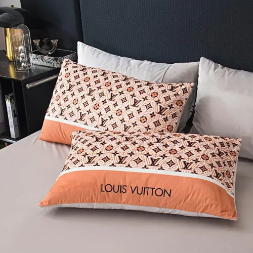 Cheap Louis Vuitton Bedding #1406502 Replica Wholesale [$85.00 USD] [ITEM#1406502] on Replica Louis Vuitton Bedding