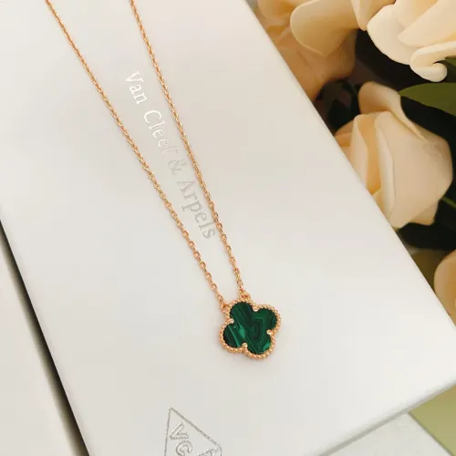 Cheap Van Cleef &amp; Arpels Necklaces For Women #1406553 Replica Wholesale [$25.00 USD] [ITEM#1406553] on Replica Van Cleef &amp; Arpels Necklaces