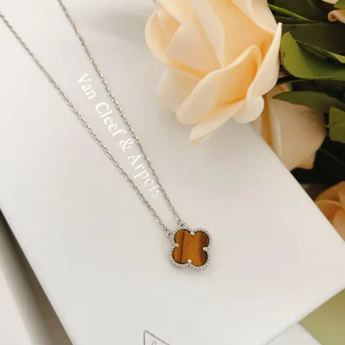 Cheap Van Cleef &amp; Arpels Necklaces For Women #1406555 Replica Wholesale [$25.00 USD] [ITEM#1406555] on Replica Van Cleef &amp; Arpels Necklaces