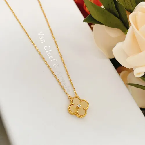 Cheap Van Cleef &amp; Arpels Necklaces For Women #1406568 Replica Wholesale [$25.00 USD] [ITEM#1406568] on Replica Van Cleef &amp; Arpels Necklaces
