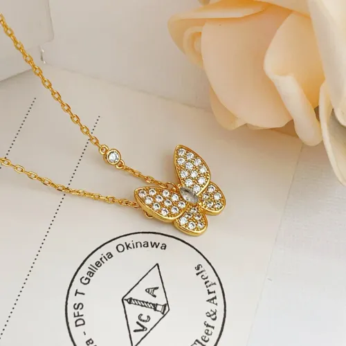Cheap Van Cleef &amp; Arpels Necklaces For Women #1406573 Replica Wholesale [$25.00 USD] [ITEM#1406573] on Replica Van Cleef &amp; Arpels Necklaces