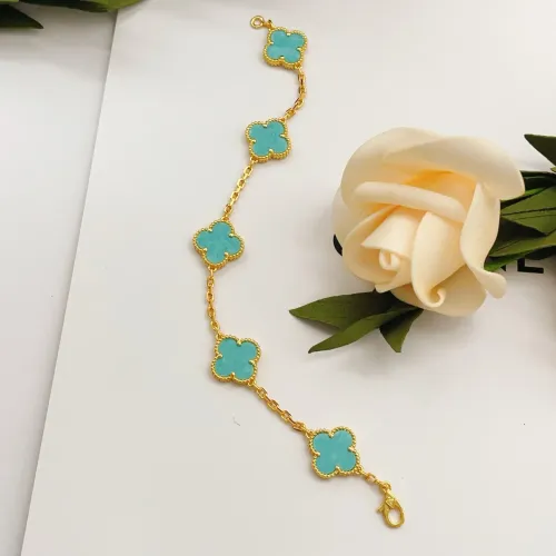 Cheap Van Cleef &amp; Arpels Bracelets For Women #1406583 Replica Wholesale [$34.00 USD] [ITEM#1406583] on Replica Van Cleef &amp; Arpels Bracelets