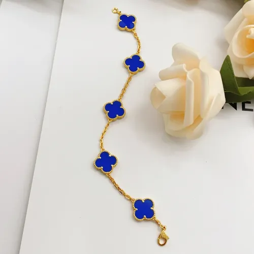 Cheap Van Cleef &amp; Arpels Bracelets For Women #1406586 Replica Wholesale [$34.00 USD] [ITEM#1406586] on Replica Van Cleef &amp; Arpels Bracelets