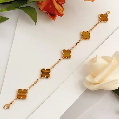 Cheap Van Cleef &amp; Arpels Bracelets For Women #1406591 Replica Wholesale [$34.00 USD] [ITEM#1406591] on Replica Van Cleef &amp; Arpels Bracelets