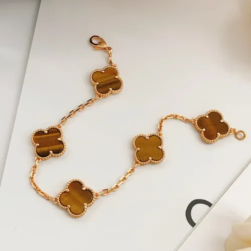 Cheap Van Cleef &amp; Arpels Bracelets For Women #1406591 Replica Wholesale [$34.00 USD] [ITEM#1406591] on Replica Van Cleef &amp; Arpels Bracelets