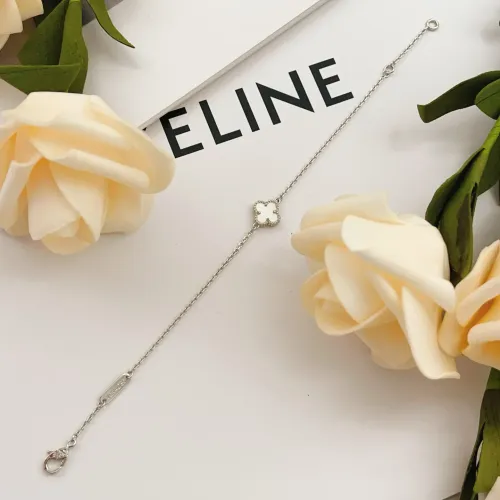 Cheap Van Cleef &amp; Arpels Bracelets For Women #1406618 Replica Wholesale [$25.00 USD] [ITEM#1406618] on Replica Van Cleef &amp; Arpels Bracelets