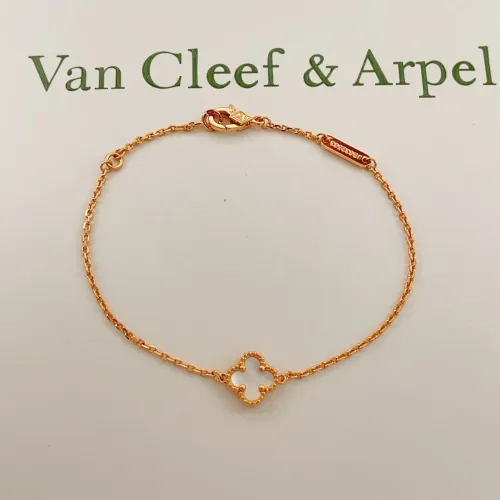 Van Cleef & Arpels Bracelets For Women #1406619