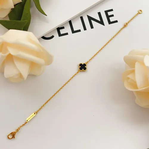 Cheap Van Cleef &amp; Arpels Bracelets For Women #1406623 Replica Wholesale [$25.00 USD] [ITEM#1406623] on Replica Van Cleef &amp; Arpels Bracelets