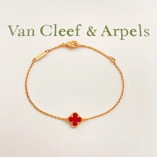 Cheap Van Cleef &amp; Arpels Bracelets For Women #1406627 Replica Wholesale [$25.00 USD] [ITEM#1406627] on Replica Van Cleef &amp; Arpels Bracelets