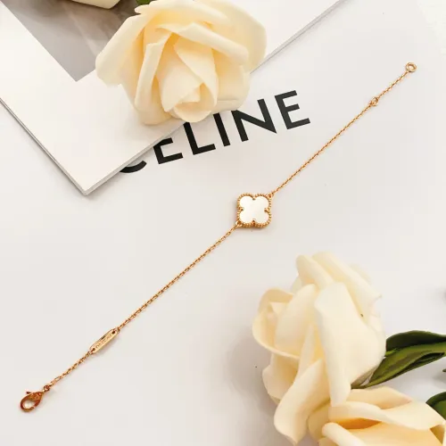 Cheap Van Cleef &amp; Arpels Bracelets For Women #1406639 Replica Wholesale [$25.00 USD] [ITEM#1406639] on Replica Van Cleef &amp; Arpels Bracelets