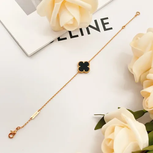Cheap Van Cleef &amp; Arpels Bracelets For Women #1406642 Replica Wholesale [$25.00 USD] [ITEM#1406642] on Replica Van Cleef &amp; Arpels Bracelets