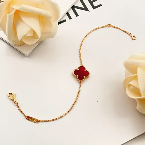Cheap Van Cleef &amp; Arpels Bracelets For Women #1406645 Replica Wholesale [$25.00 USD] [ITEM#1406645] on Replica Van Cleef &amp; Arpels Bracelets