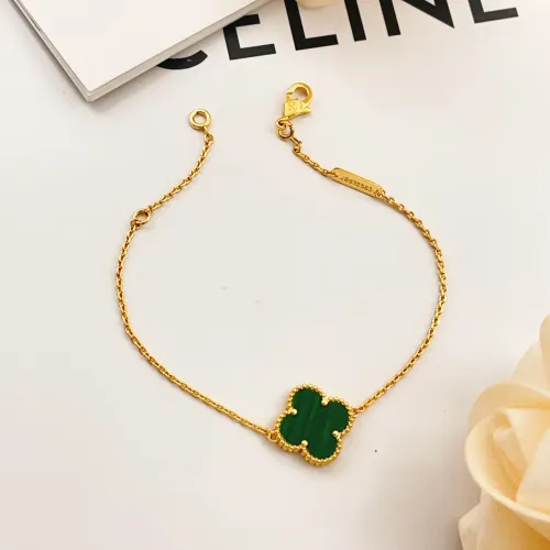Cheap Van Cleef &amp; Arpels Bracelets For Women #1406649 Replica Wholesale [$25.00 USD] [ITEM#1406649] on Replica Van Cleef &amp; Arpels Bracelets