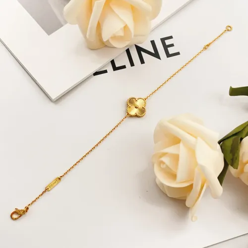 Cheap Van Cleef &amp; Arpels Bracelets For Women #1406654 Replica Wholesale [$25.00 USD] [ITEM#1406654] on Replica Van Cleef &amp; Arpels Bracelets