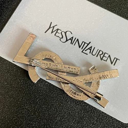Cheap Yves Saint Laurent Brooches For Women #1406773 Replica Wholesale [$29.00 USD] [ITEM#1406773] on Replica Yves Saint Laurent Brooches