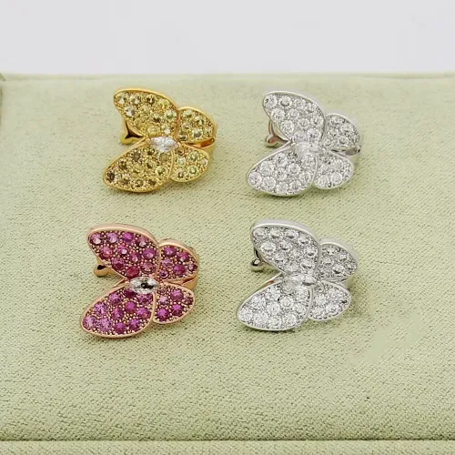 Cheap Van Cleef &amp; Arpels Earrings For Women #1406831 Replica Wholesale [$29.00 USD] [ITEM#1406831] on Replica Van Cleef &amp; Arpels Earrings