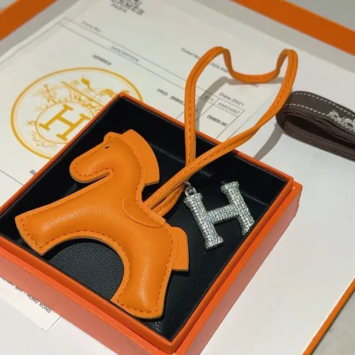 Cheap Hermes Key Holder And Bag Buckle #1406927 Replica Wholesale [$39.00 USD] [ITEM#1406927] on Replica Hermes Key Holder And Bag Buckle