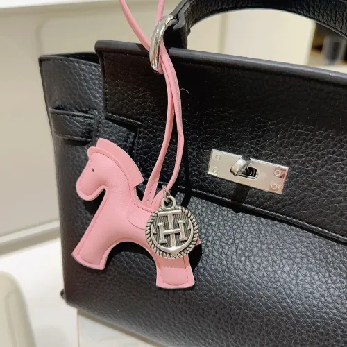 Cheap Hermes Key Holder And Bag Buckle #1406929 Replica Wholesale [$39.00 USD] [ITEM#1406929] on Replica Hermes Key Holder And Bag Buckle