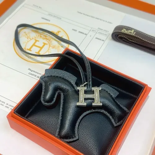 Cheap Hermes Key Holder And Bag Buckle #1406930 Replica Wholesale [$39.00 USD] [ITEM#1406930] on Replica Hermes Key Holder And Bag Buckle