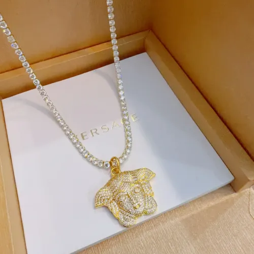 Cheap Versace Necklaces #1406947 Replica Wholesale [$56.00 USD] [ITEM#1406947] on Replica Versace Necklaces