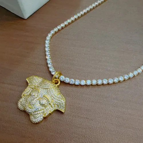 Cheap Versace Necklaces #1406947 Replica Wholesale [$56.00 USD] [ITEM#1406947] on Replica Versace Necklaces