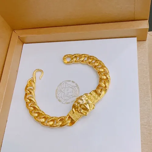 Cheap Versace Bracelets #1406952 Replica Wholesale [$60.00 USD] [ITEM#1406952] on Replica Versace Bracelets